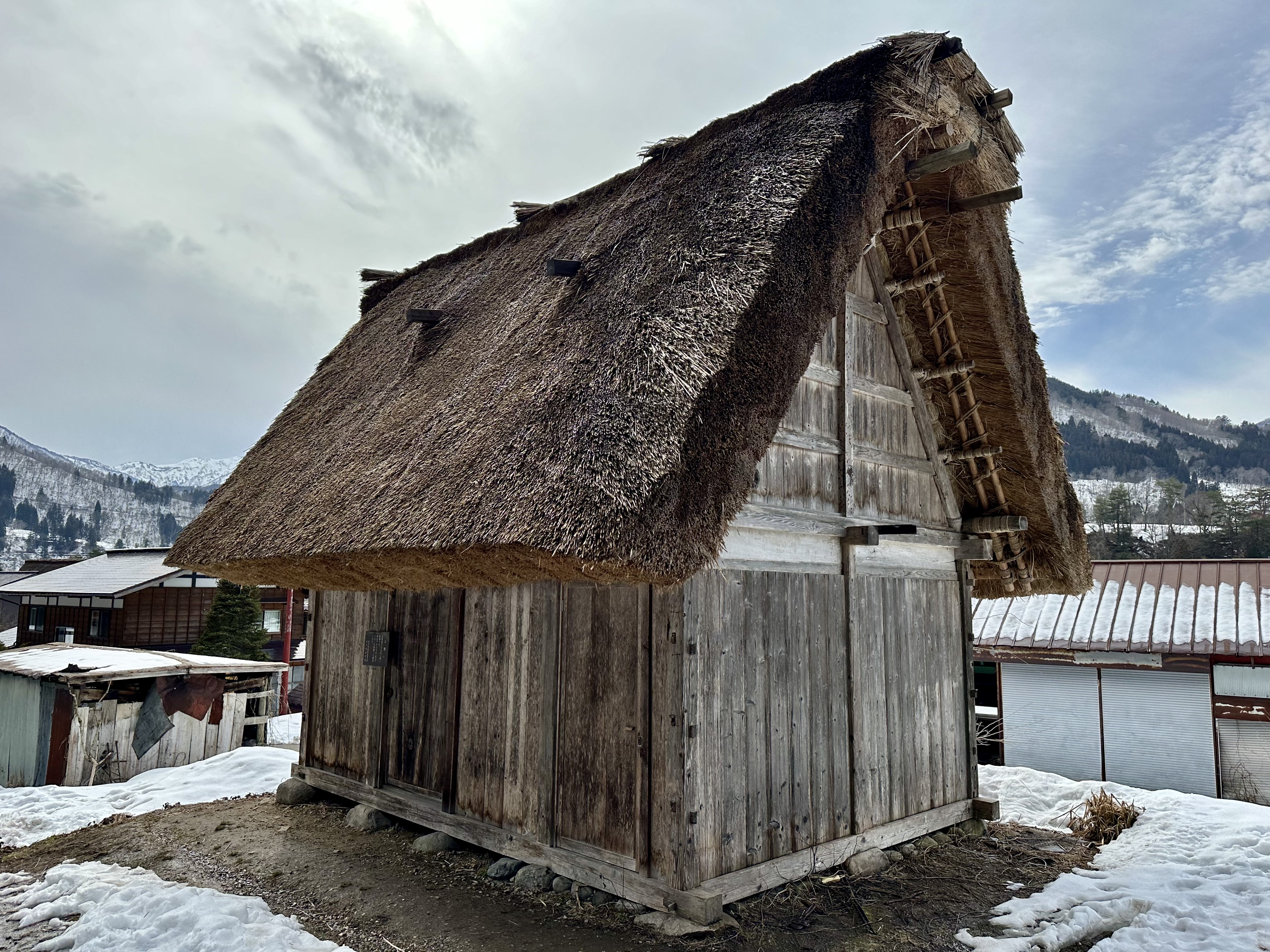 Gassho-zukuri Houses