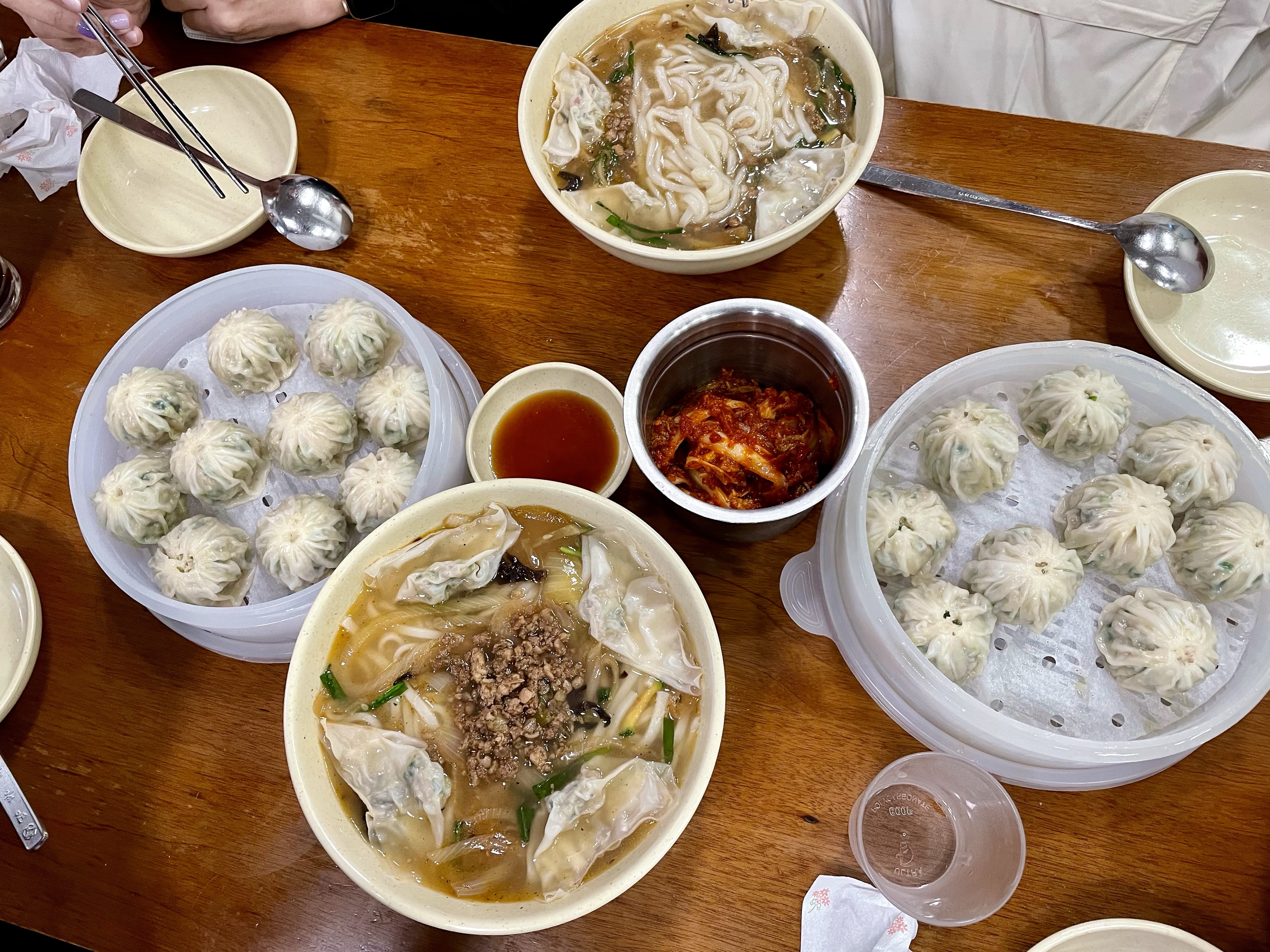 Mandu and Kalguksu @ Myeongdong Kyoja