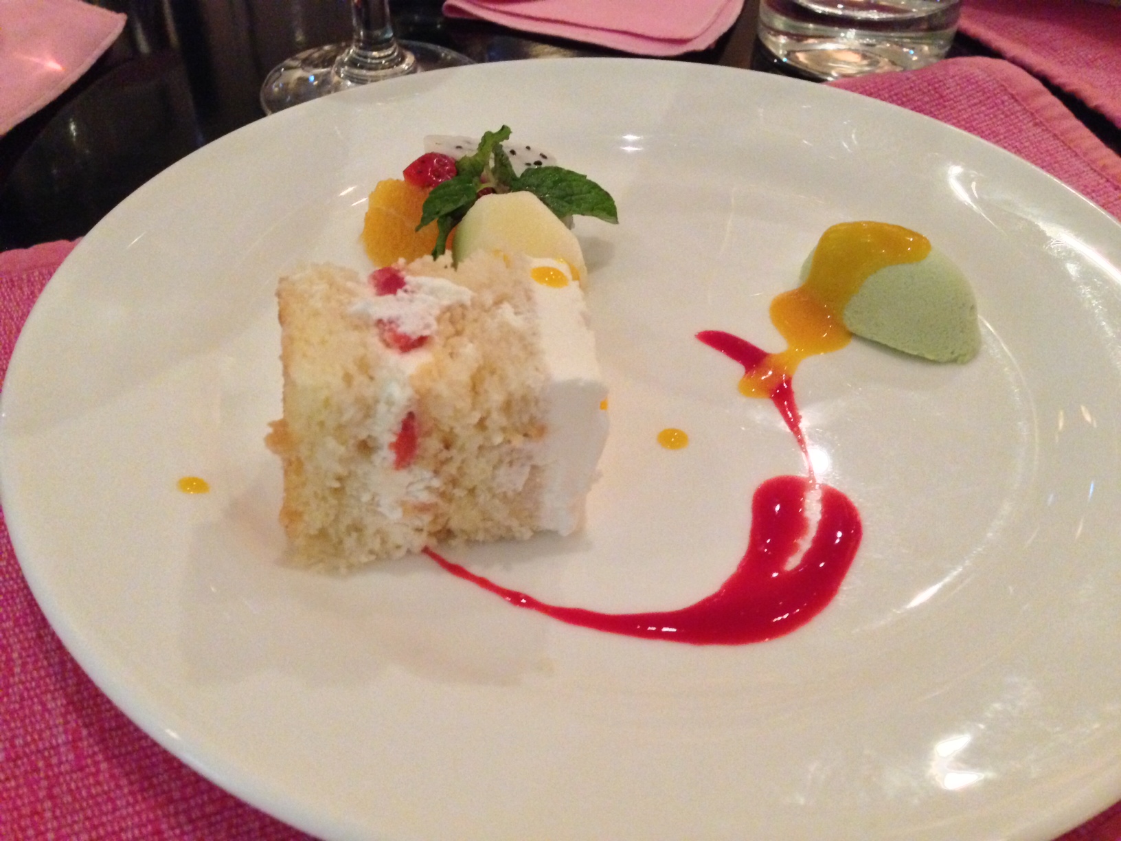 Strawberry Cheesecake, Green Tea Matcha and Fruits